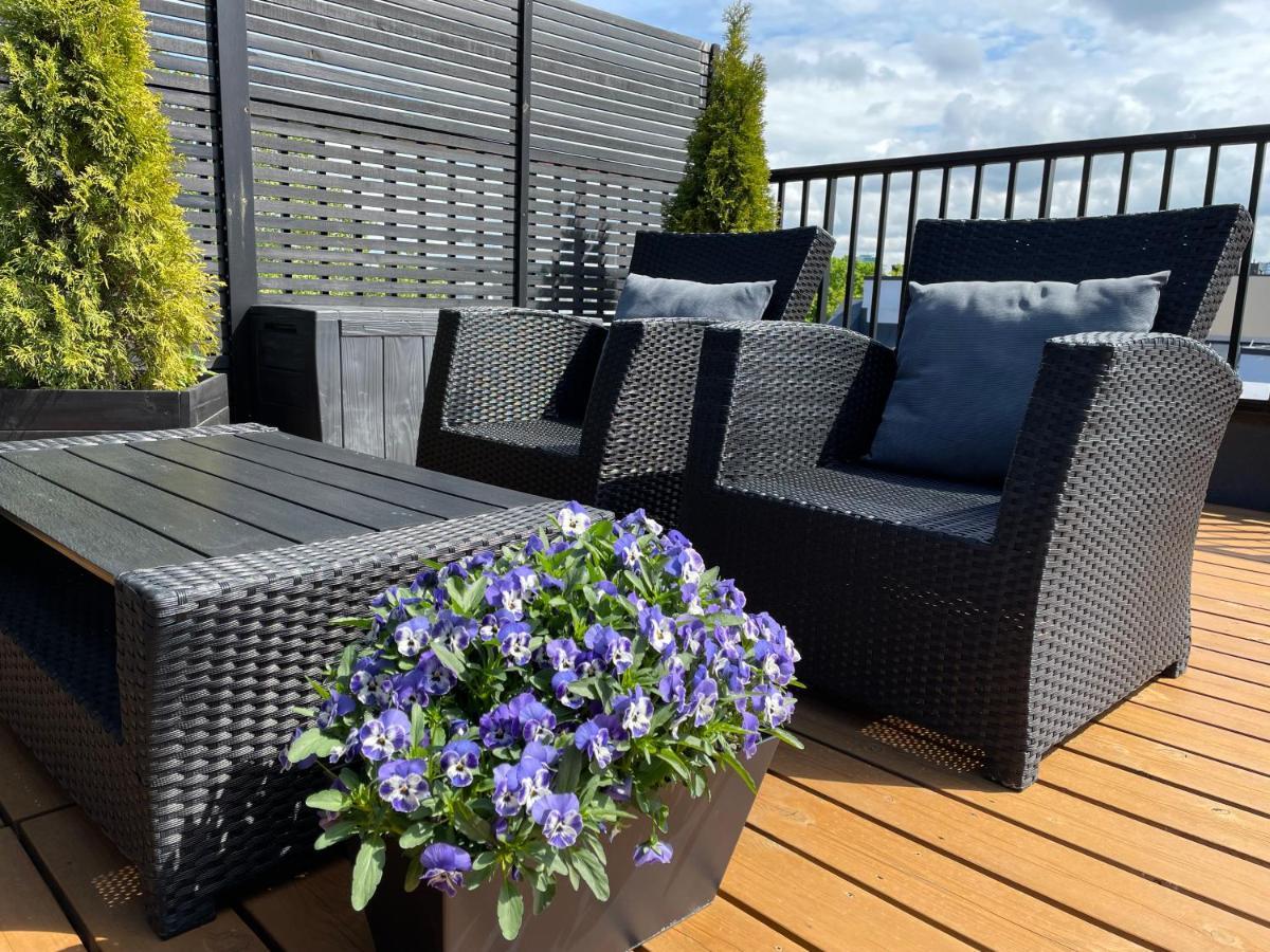 City Terrace Apartment Avangard - Large Private Roof Terrace Reval Exterior foto